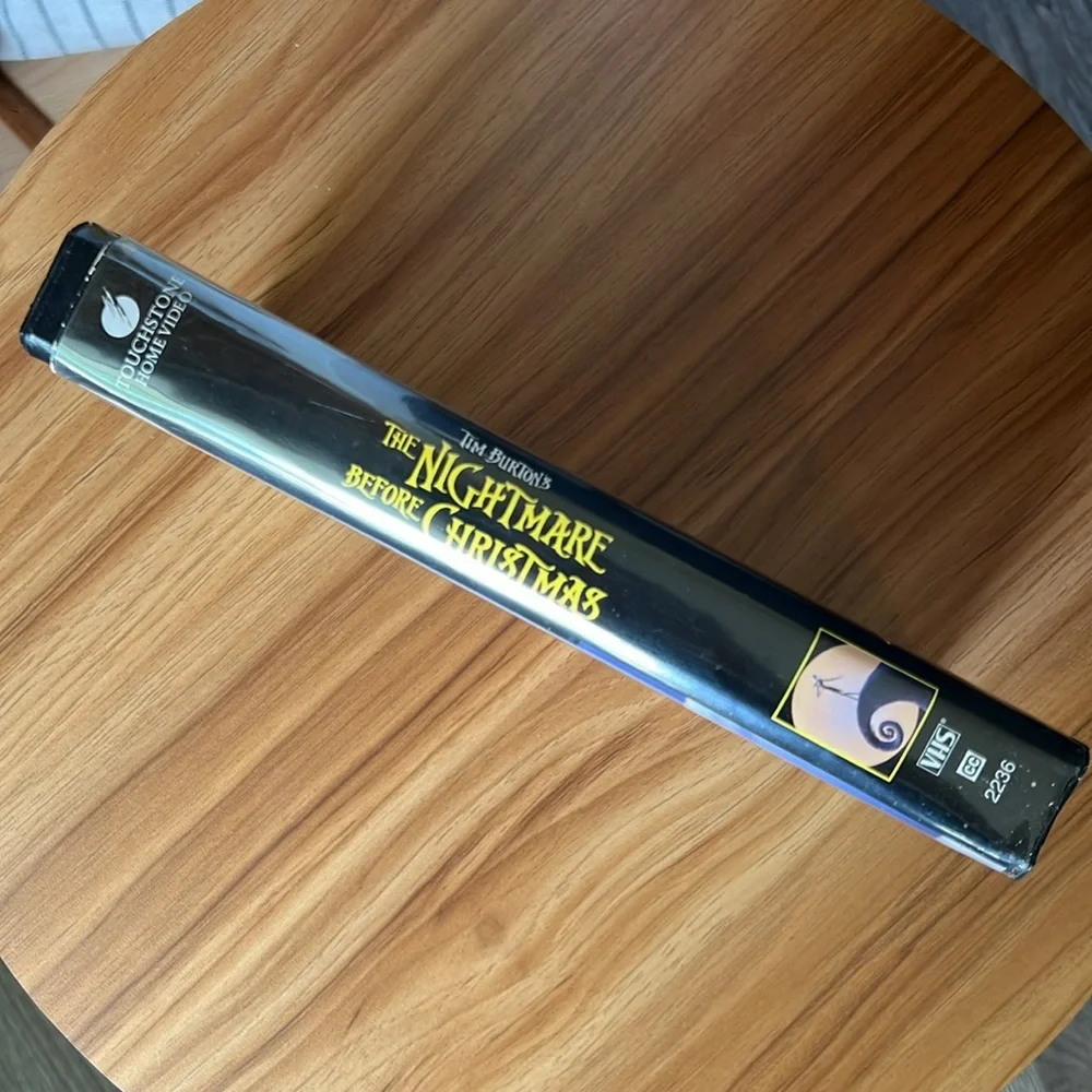 🎥 3/$21 🎥 VINTAGE VHS Tim Burton’s The Nightmare Before Christmas -UNTESTED - Picture 4 of 9